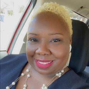 Meet your Posher, Lashanna